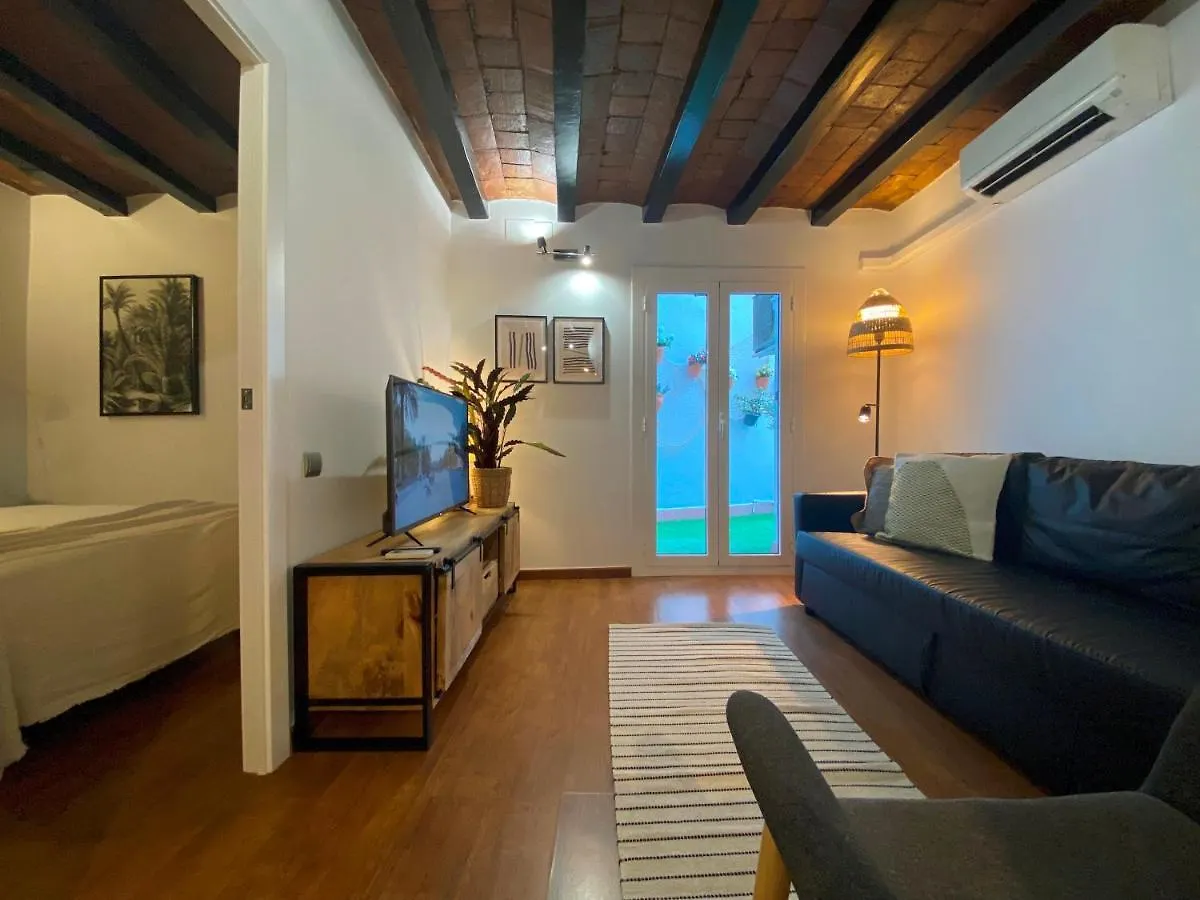 Urban Retreat Historical Centre Apartment Barcelona Spain